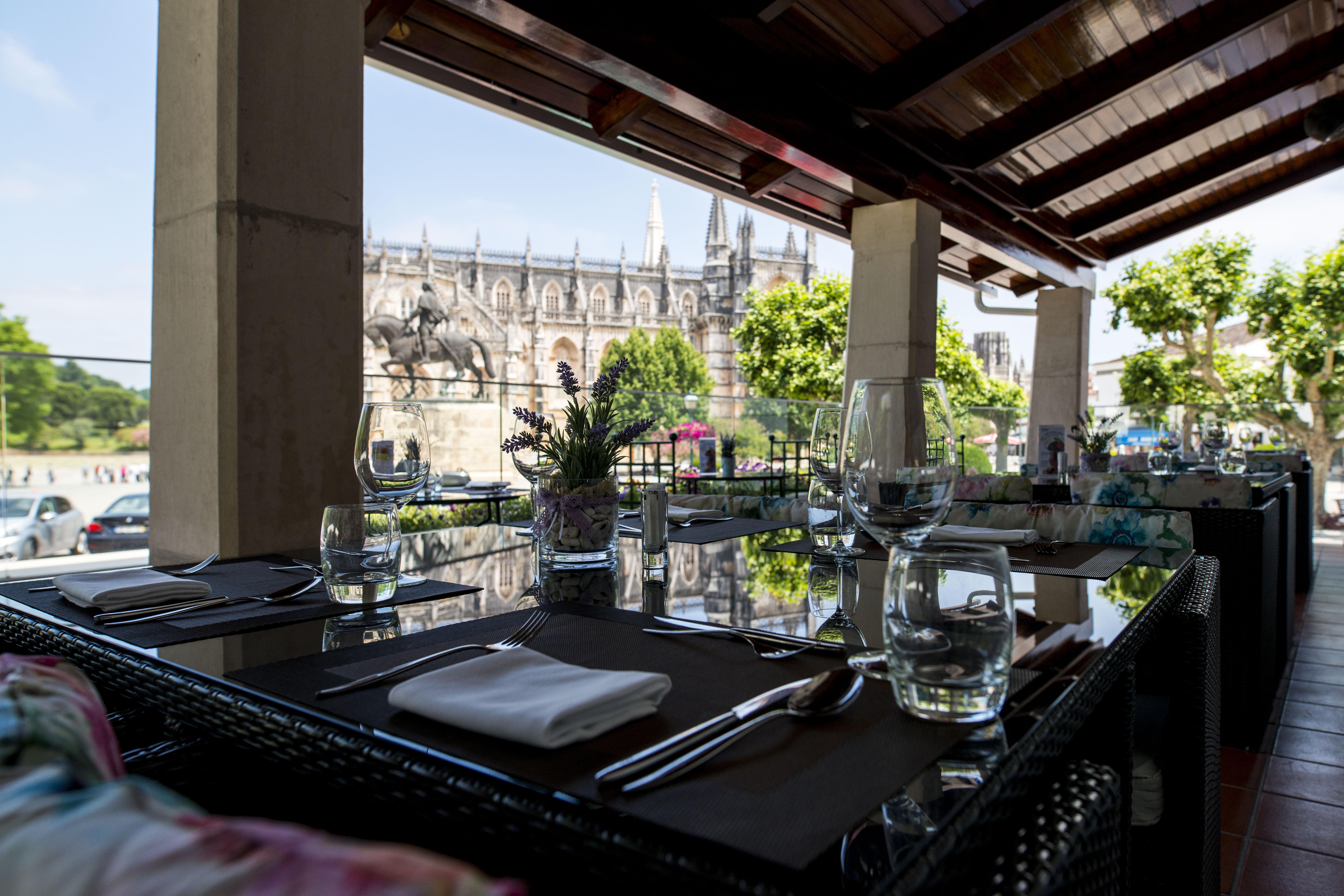 Hotel Lis Batalha Exterior photo
